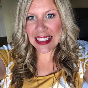 Meet your Posher, Leann